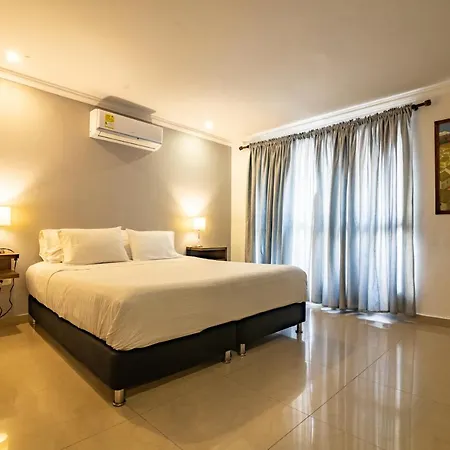 Amoek 3* Cartagena