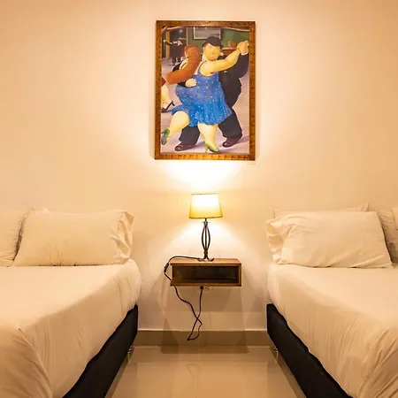 Hotel Amoek 3*